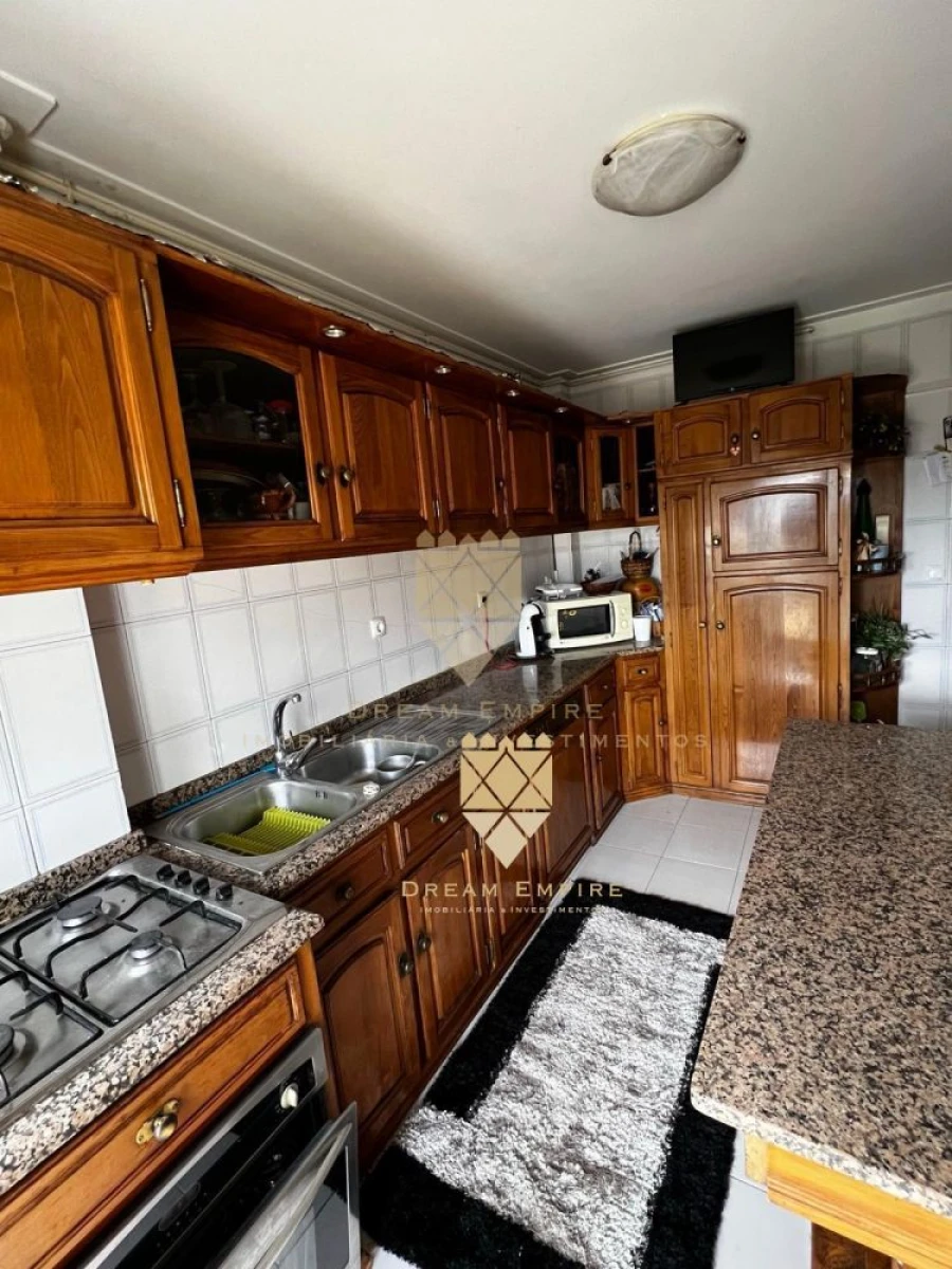 Apartamento T3 para Venda em Paredes Foto 4