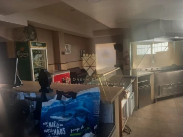 Loja para Trespasse em Custóias, Leça do Balio e Guifões