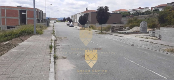 Terreno para Venda em Paredes