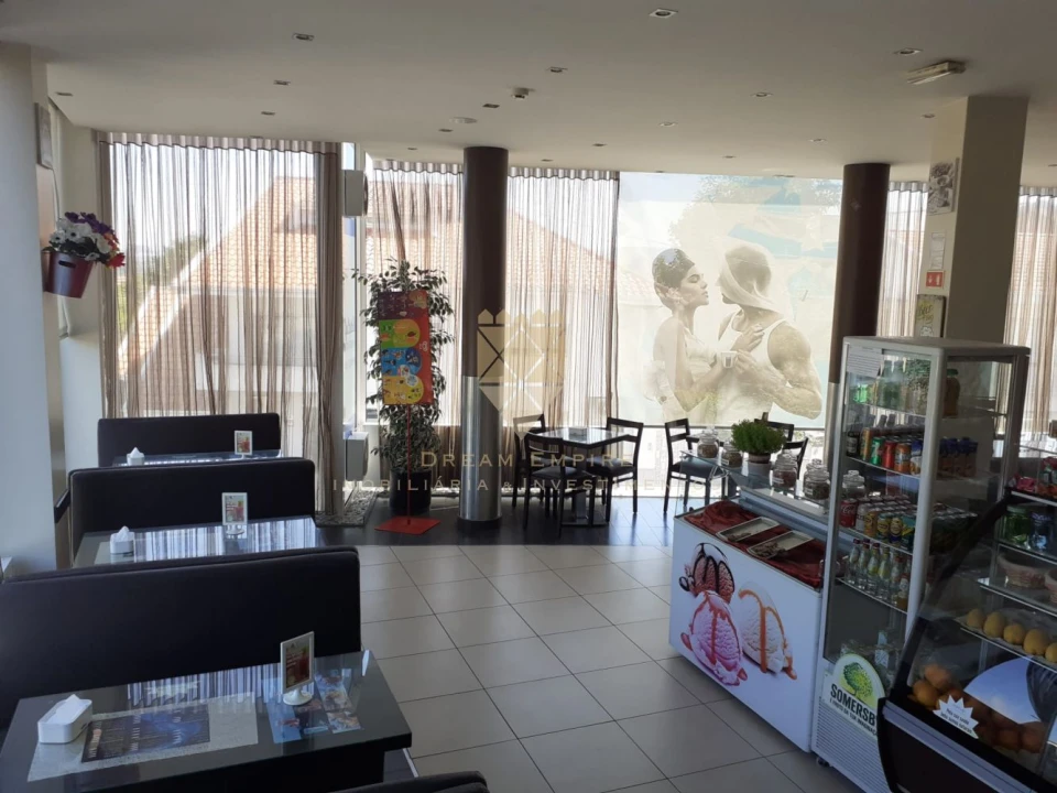 Loja para Trespasse em Paredes Foto 7