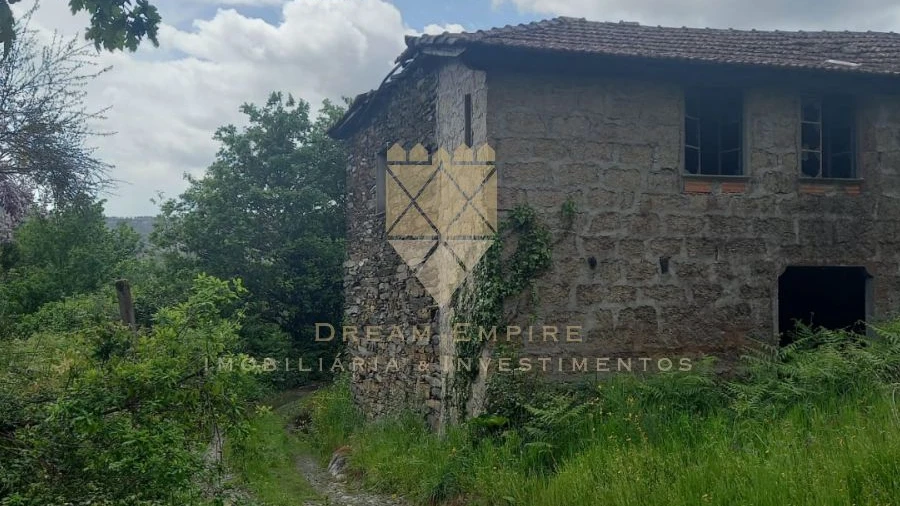 Moradia T3 para Venda em Recarei