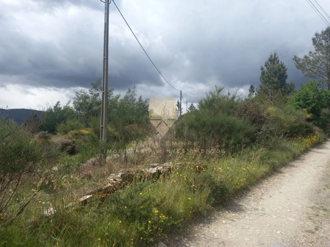 Terreno para Venda em Recarei Foto 2