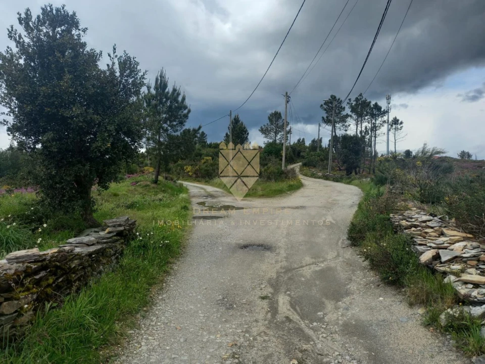 Terreno para Venda em Recarei Foto 8