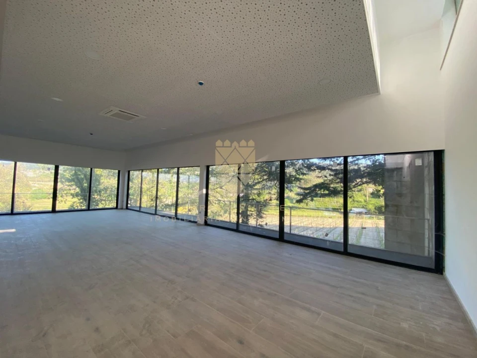 Quinta T0 para Venda em Paço de Sousa Foto 18