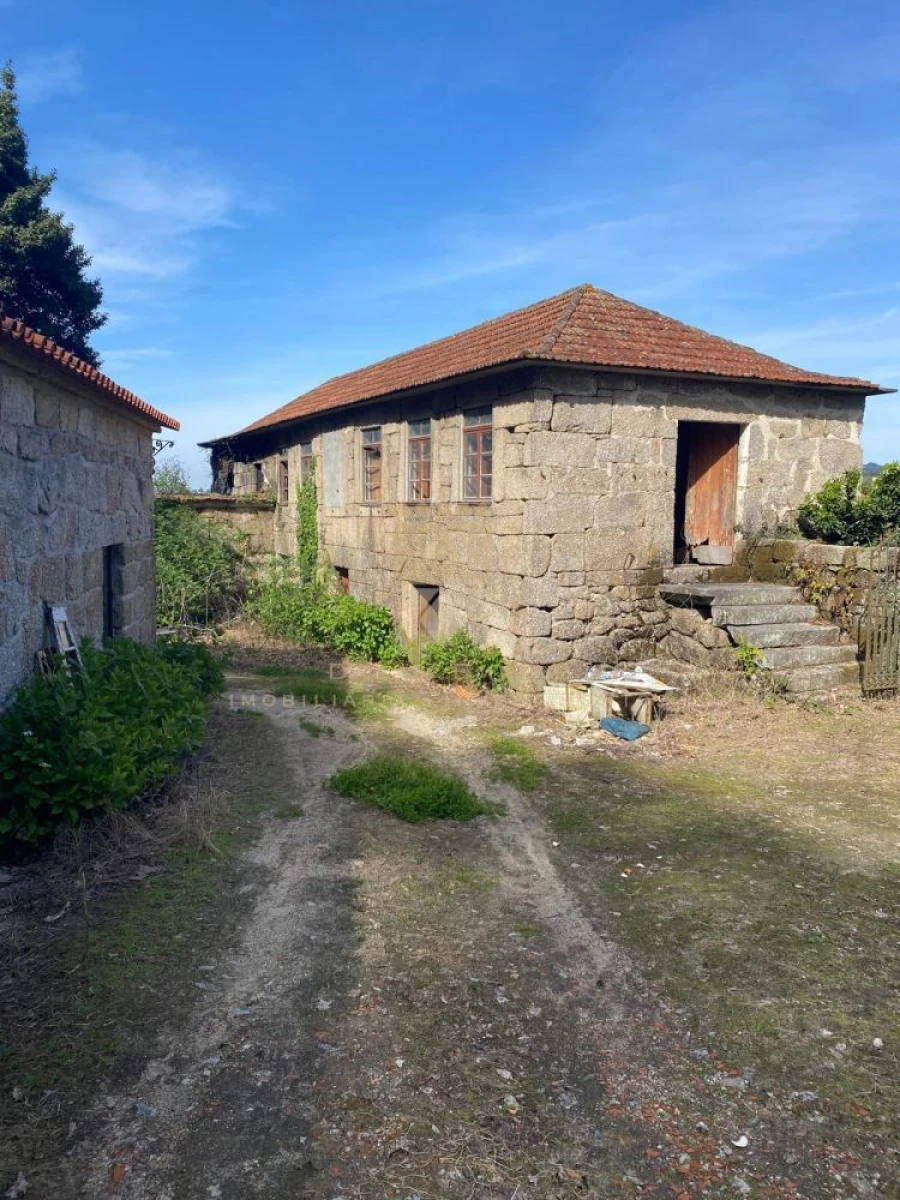 Quinta T0 para Venda em Paço de Sousa Foto 29