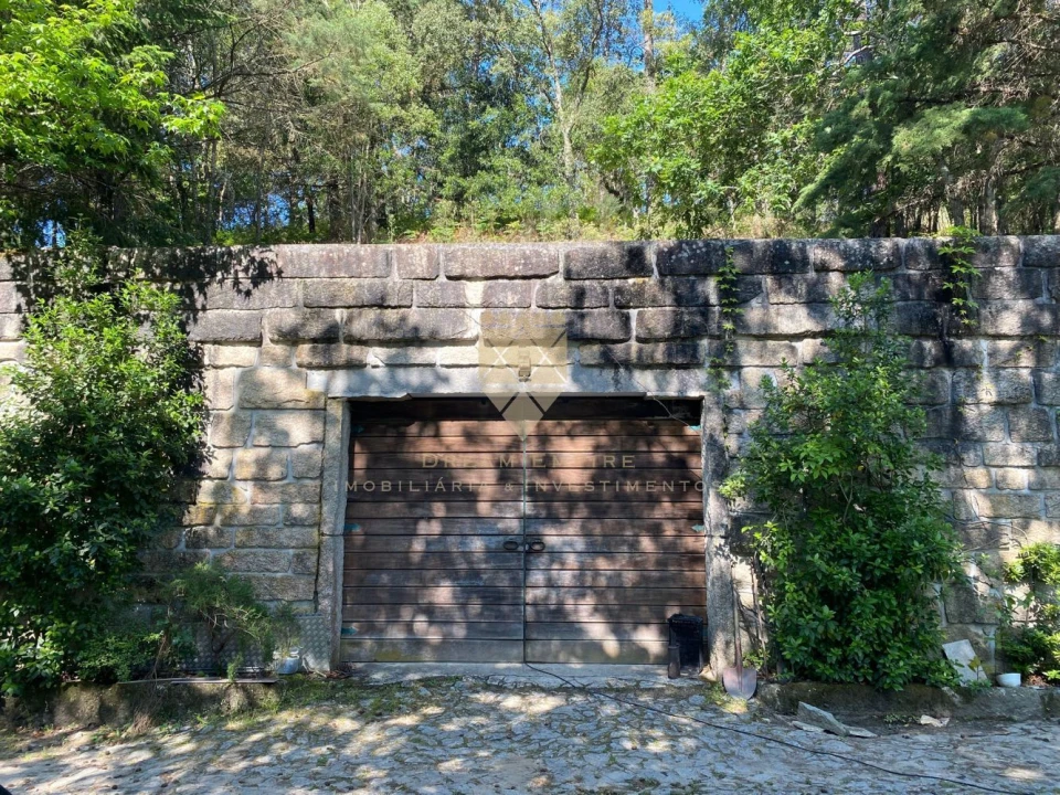 Quinta T0 para Venda em Paço de Sousa Foto 22