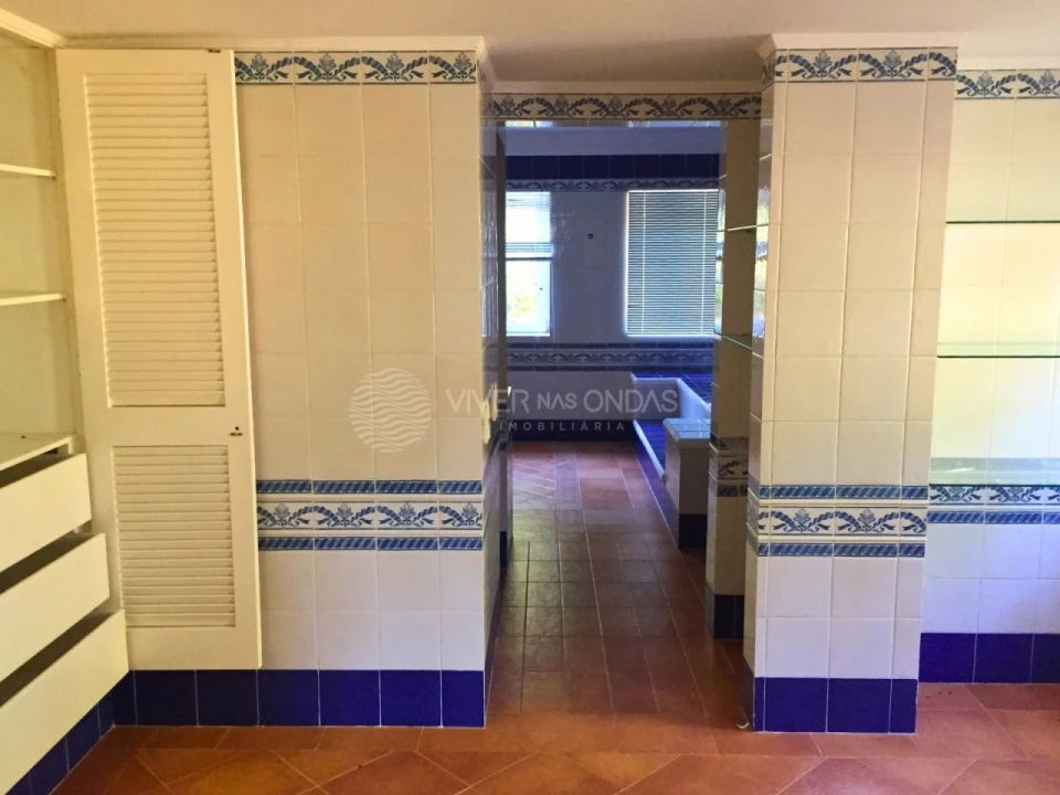 Moradia T6 para Venda em Queluz e Belas Foto 12