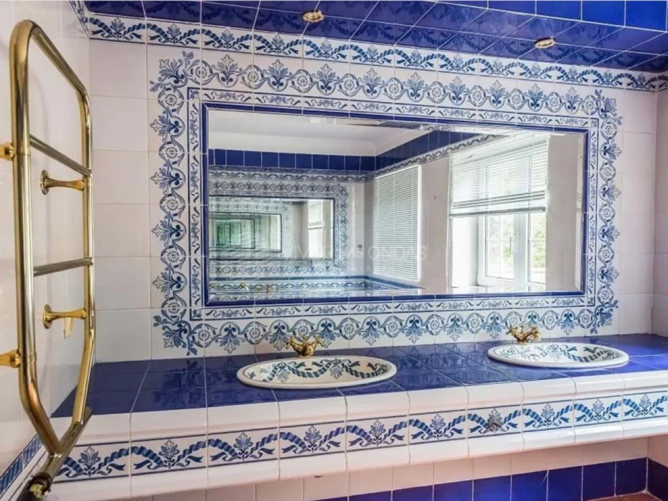 Moradia T6 para Venda em Queluz e Belas Foto 13