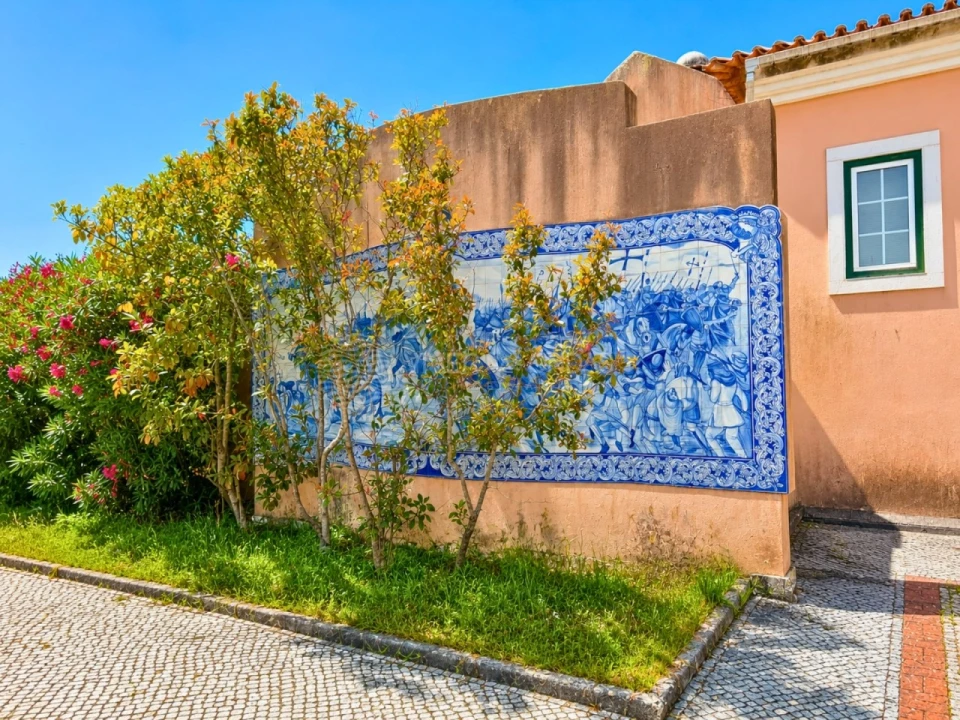 Moradia T6 para Venda em Queluz e Belas Foto 49