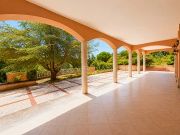 Moradia T6 para Venda em Queluz e Belas