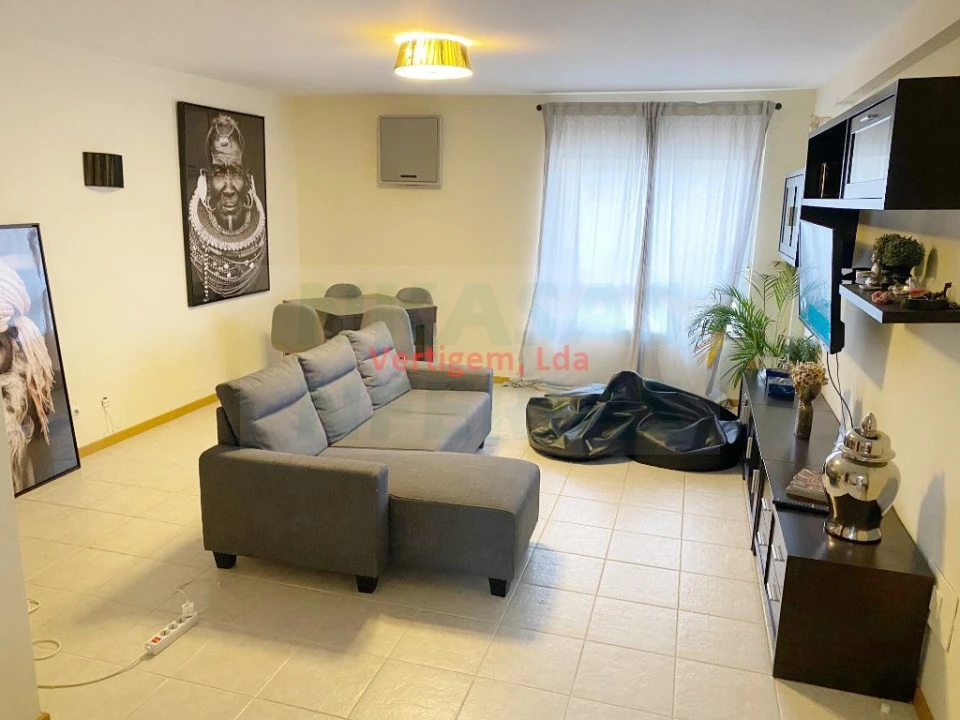Apartamento T3 para Venda em Portimão Foto 11