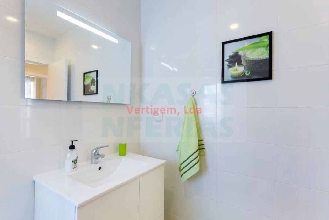 Apartamento T1 para Venda em Portimão Foto 15
