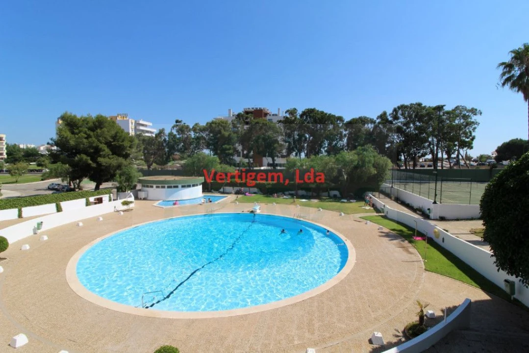Apartamento T1 para Venda em Portimão Foto 24