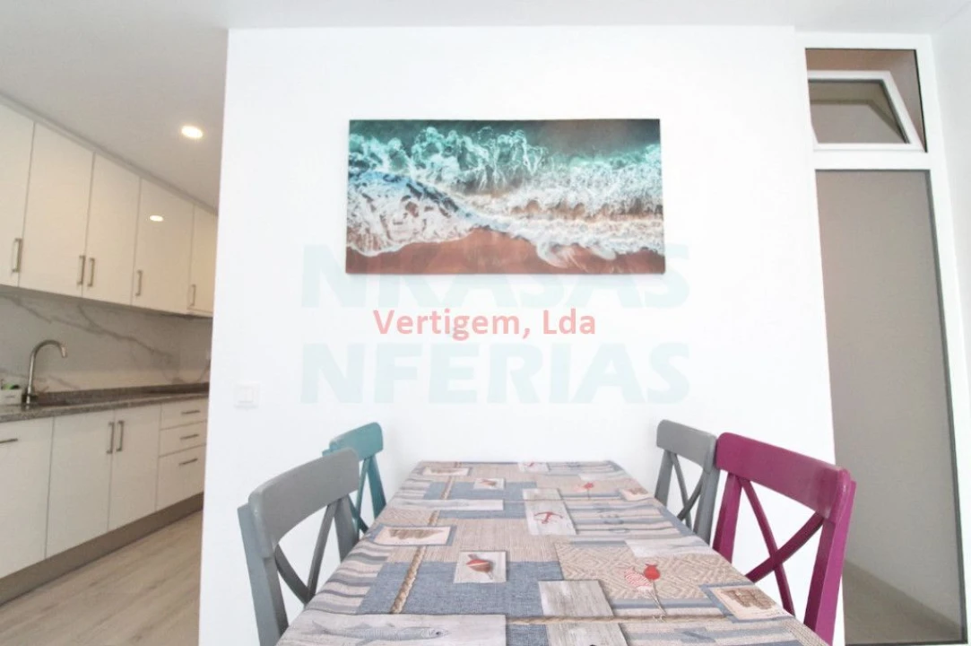Apartamento T1 para Venda em Portimão Foto 8