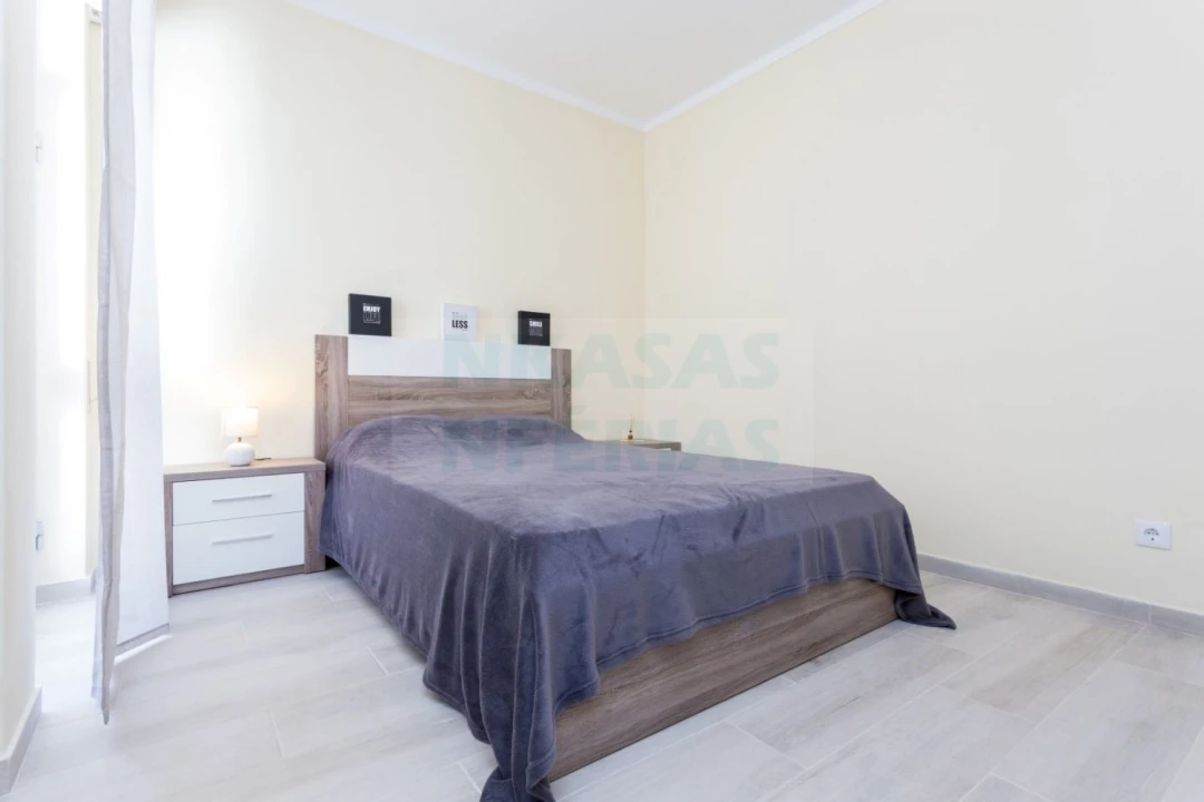 Apartamento T1 para Venda em Portimão Foto 6