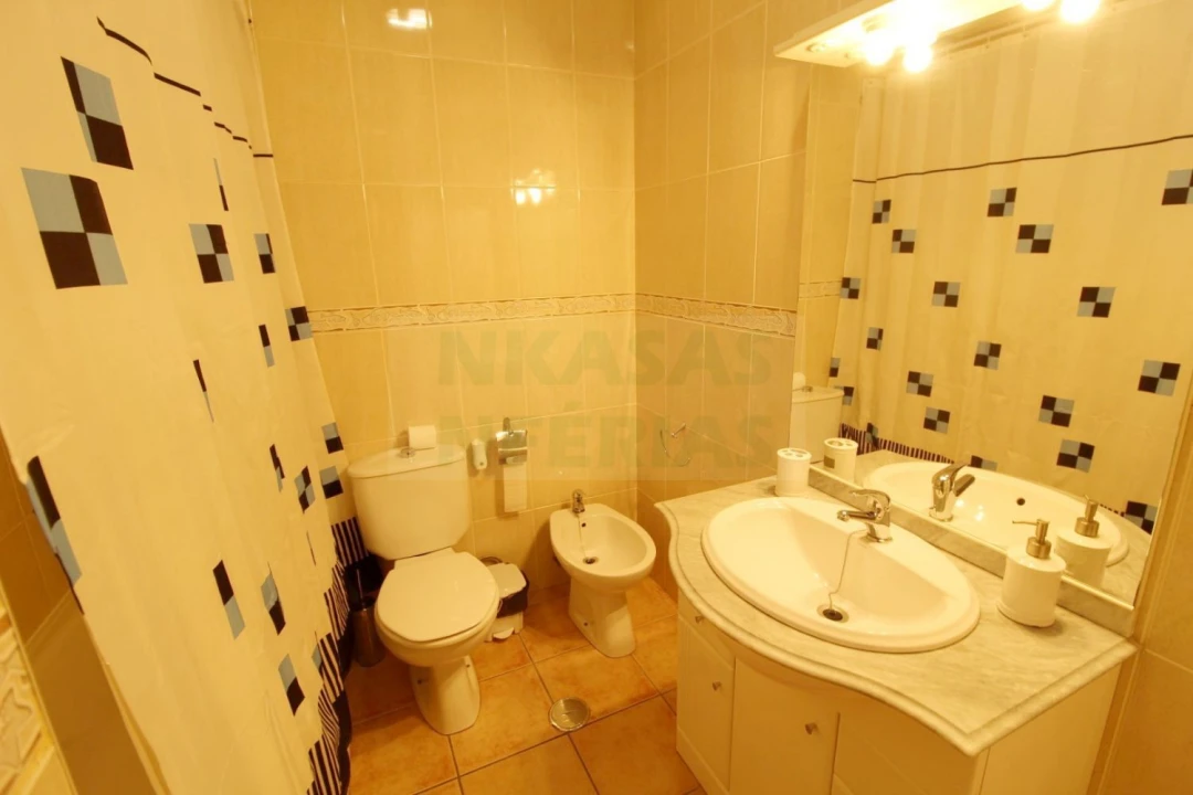 Apartamento T1 para Venda em Portimão Foto 10