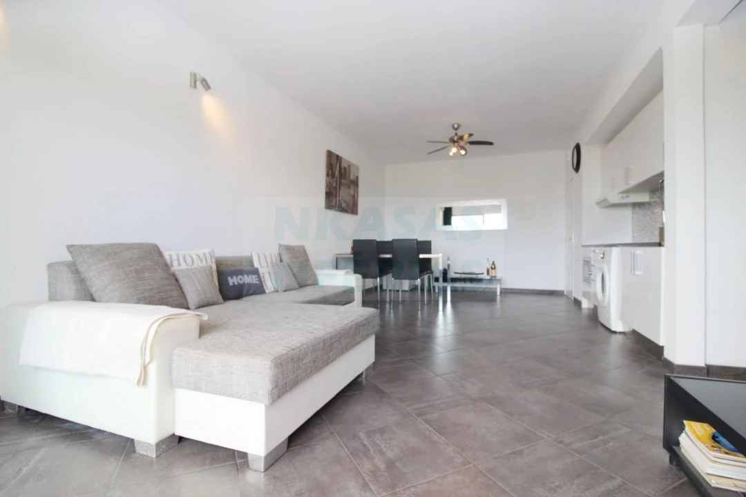 Apartamento T1 para Venda em Portimão Foto 6