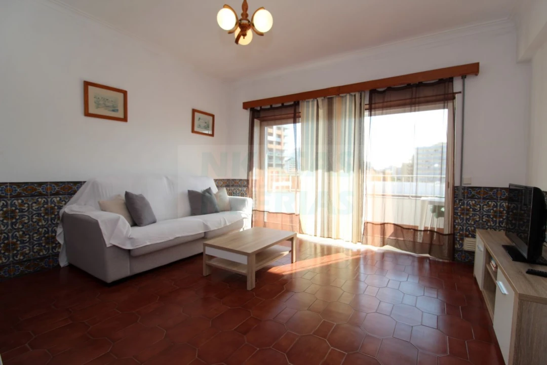Apartamento T1 para Venda em Portimão Foto 7