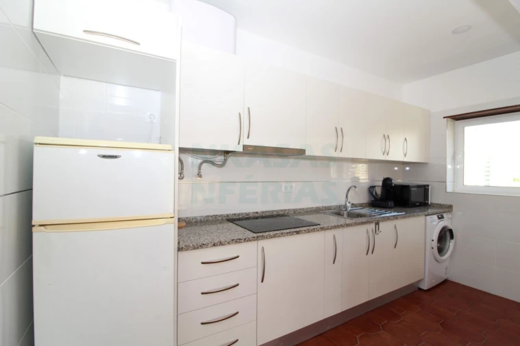 Apartamento T1 para Venda em Portimão Foto 3