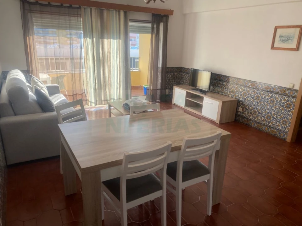 Apartamento T1 para Venda em Portimão Foto 8