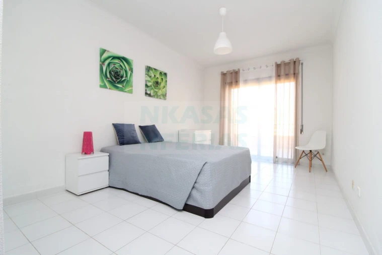 Apartamento T1 para Venda em Portimão Foto 10