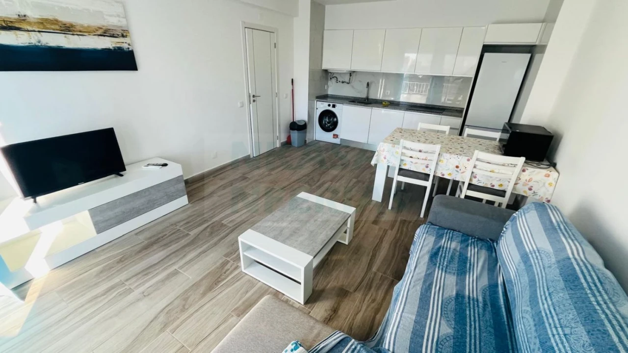 Apartamento T1 para Venda em Portimão Foto 5