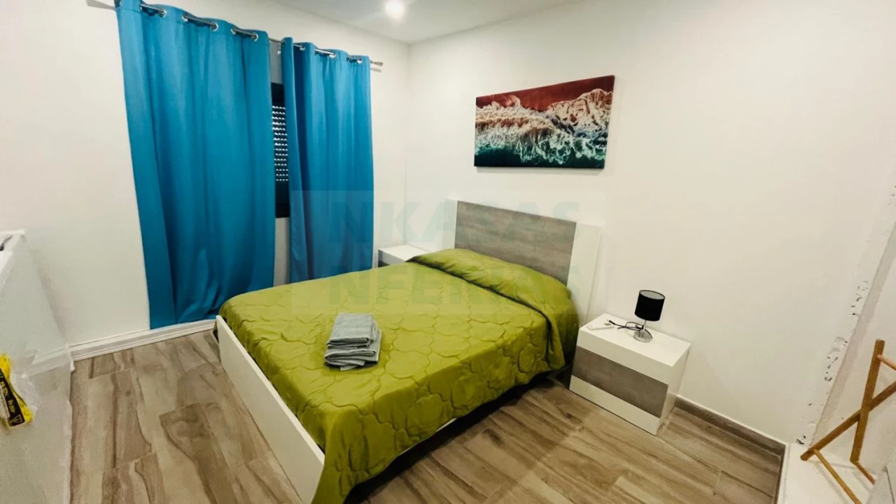 Apartamento T1 para Venda em Portimão Foto 6