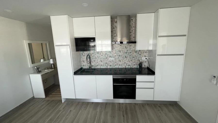 Apartamento T1 para Venda em Portimão Foto 3