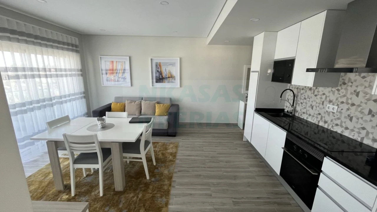 Apartamento T1 para Venda em Portimão Foto 4