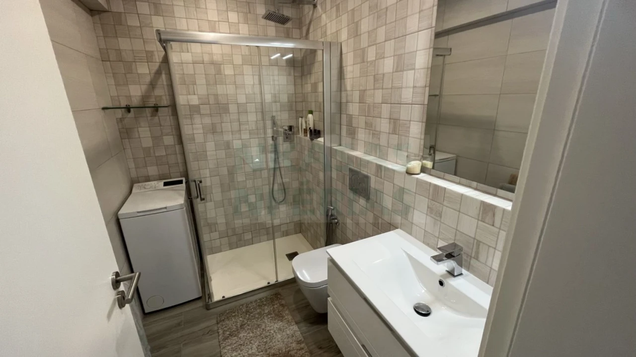 Apartamento T1 para Venda em Portimão Foto 9