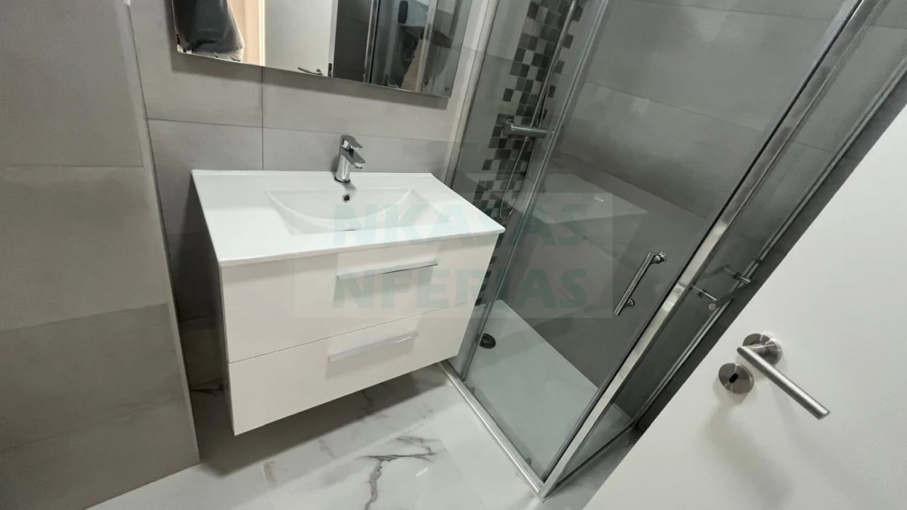 Apartamento T1 para Venda em Portimão Foto 9