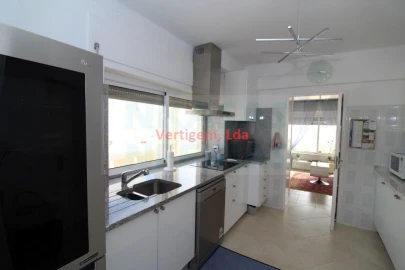 Apartamento T3 para Venda em Portimão