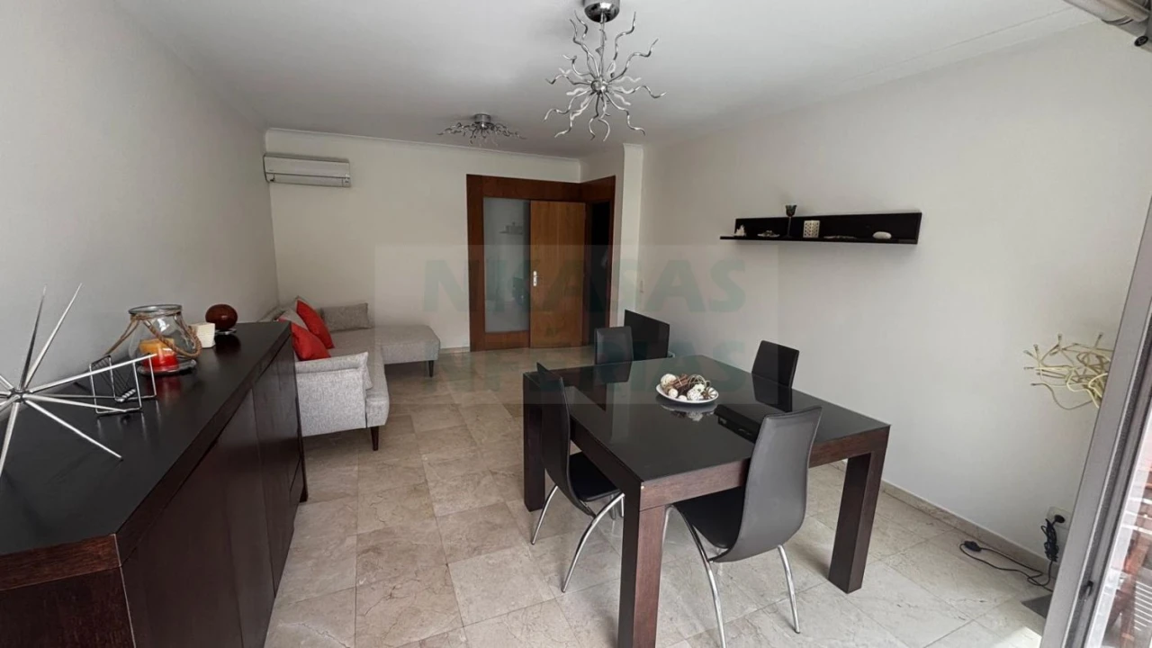 Apartamento T2 para Venda em Portimão Foto 11