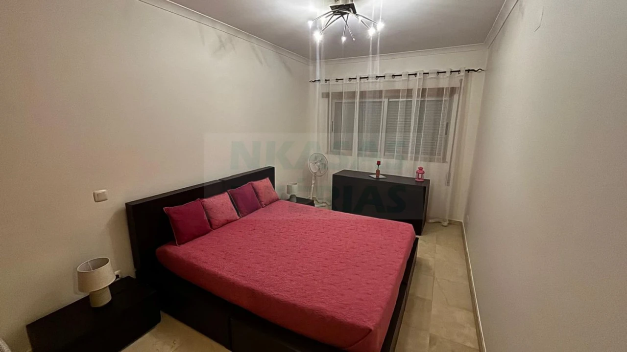 Apartamento T2 para Venda em Portimão Foto 15