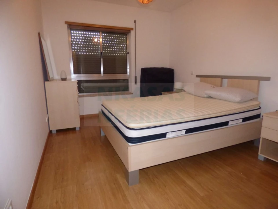 Apartamento T2 para Venda em Portimão Foto 8