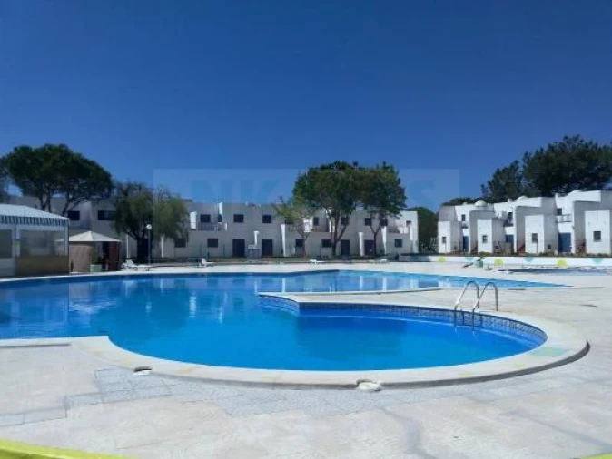 Apartamento T1 para Venda em Portimão Foto 3