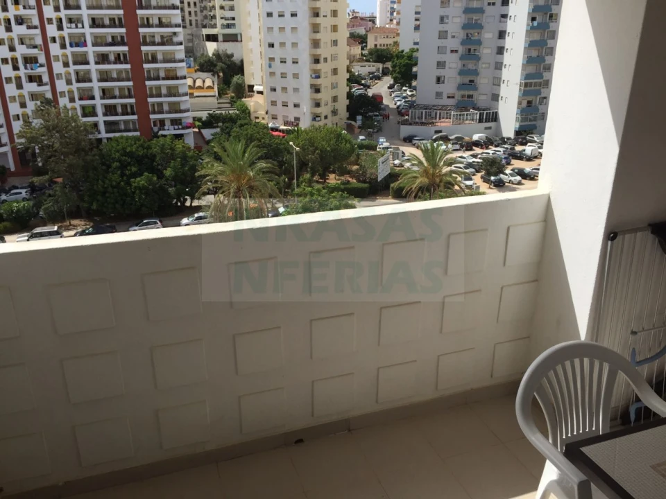 Apartamento T1 para Venda em Portimão Foto 8