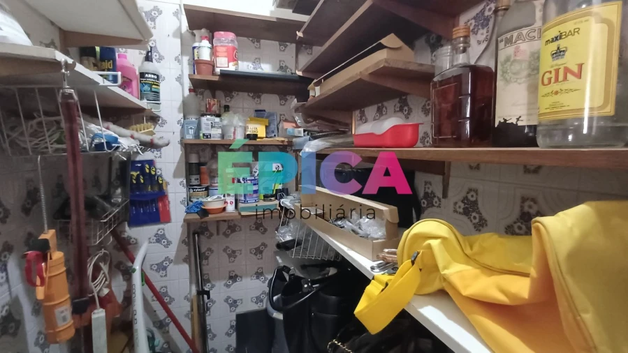 Apartamento T6 para Venda em Póvoa de Santo Adrião e Olival Basto Foto 29