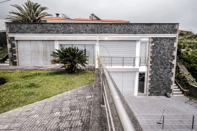 Moradia T4 para Venda em Feteira