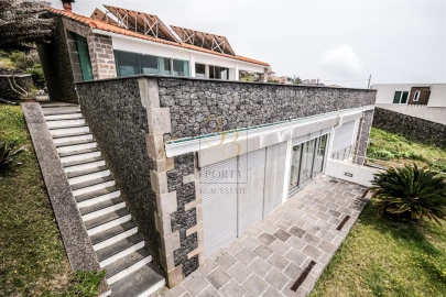 Moradia T4 para Venda em Feteira