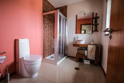 Moradia T4 para Venda em Feteira