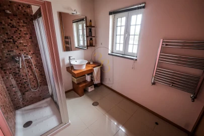 Moradia T4 para Venda em Feteira