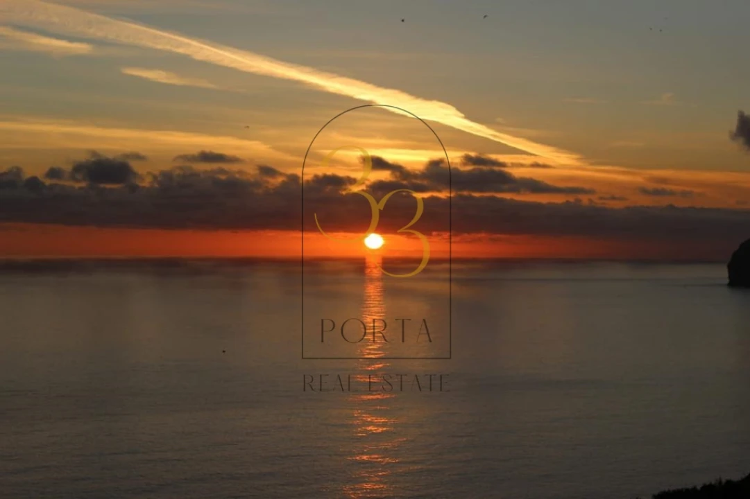 Moradia T4 para Venda em Feteira Foto 54