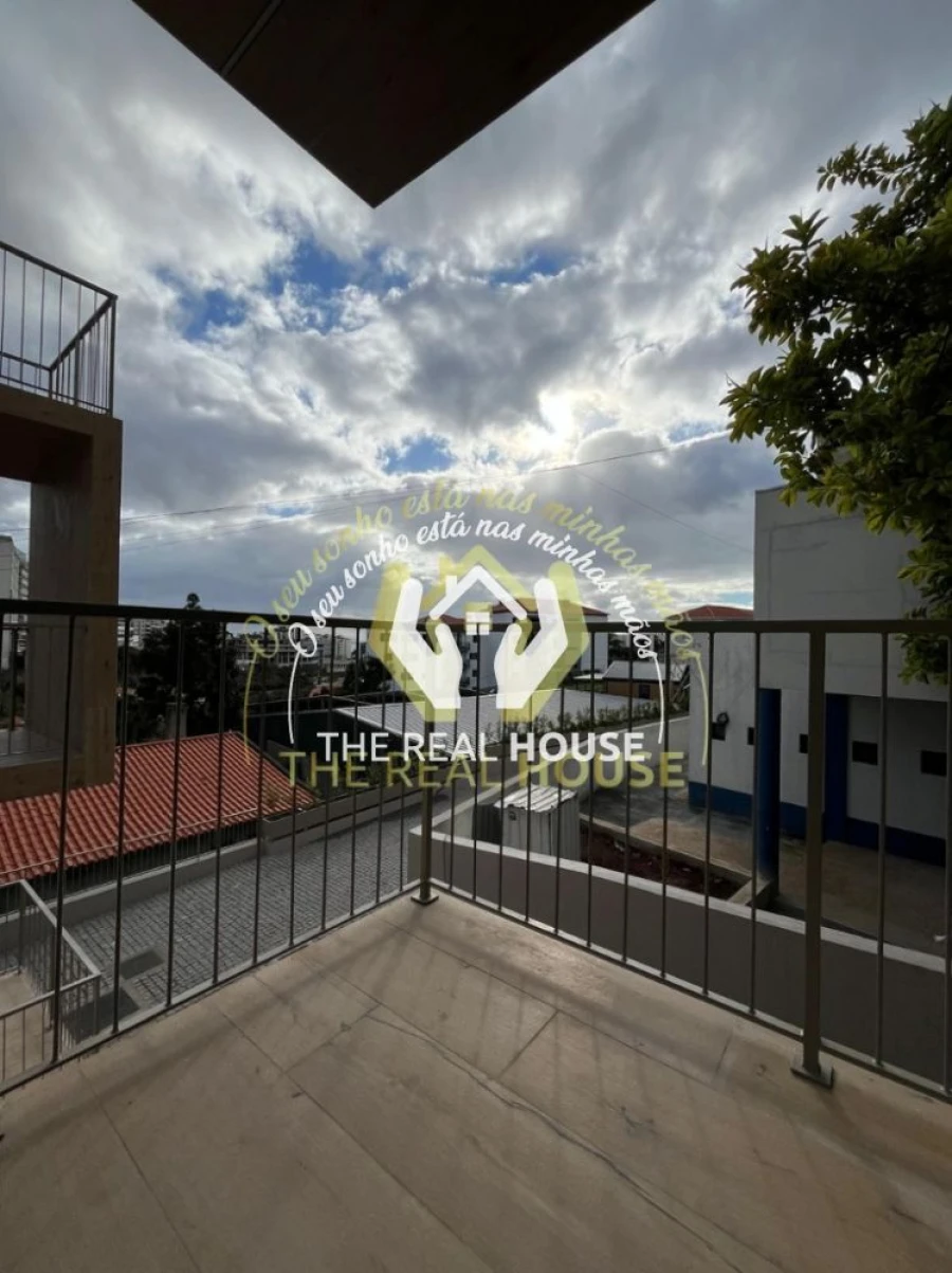 Apartamento T3 para Venda em São Martinho Foto 16