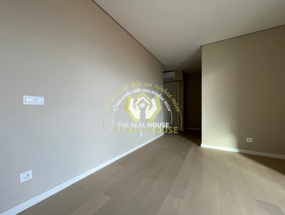 Apartamento T3 para Venda em São Martinho Foto 7