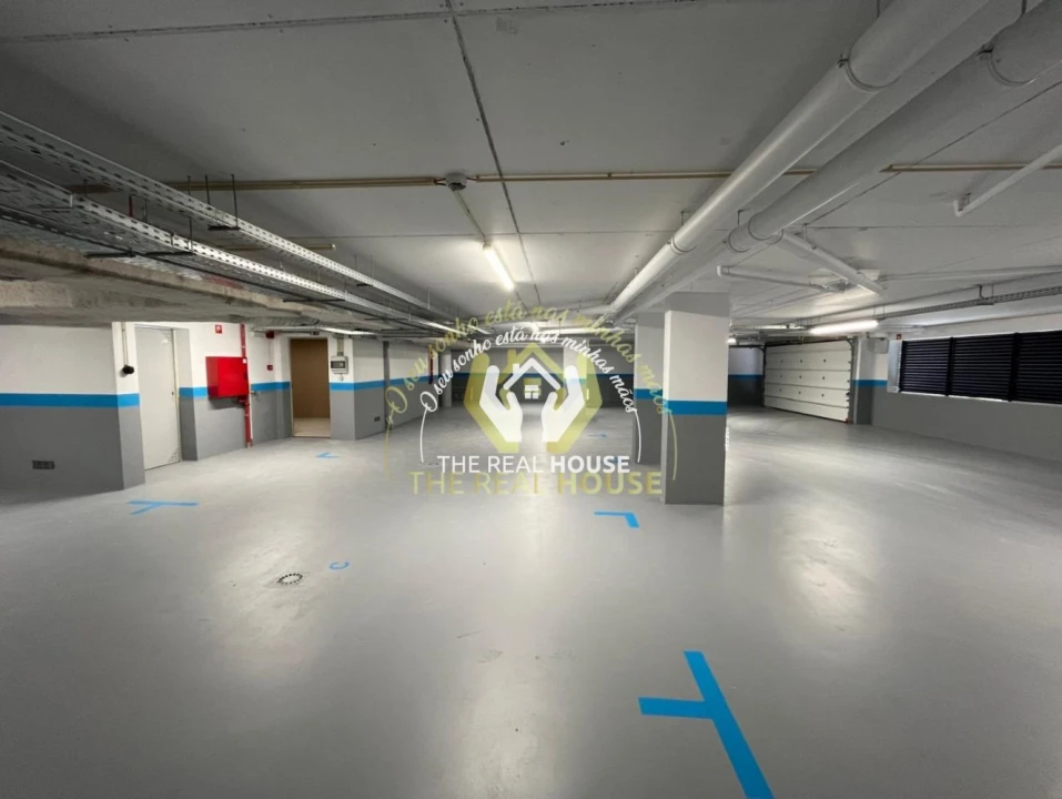 Apartamento T2 para Venda em São Martinho Foto 24