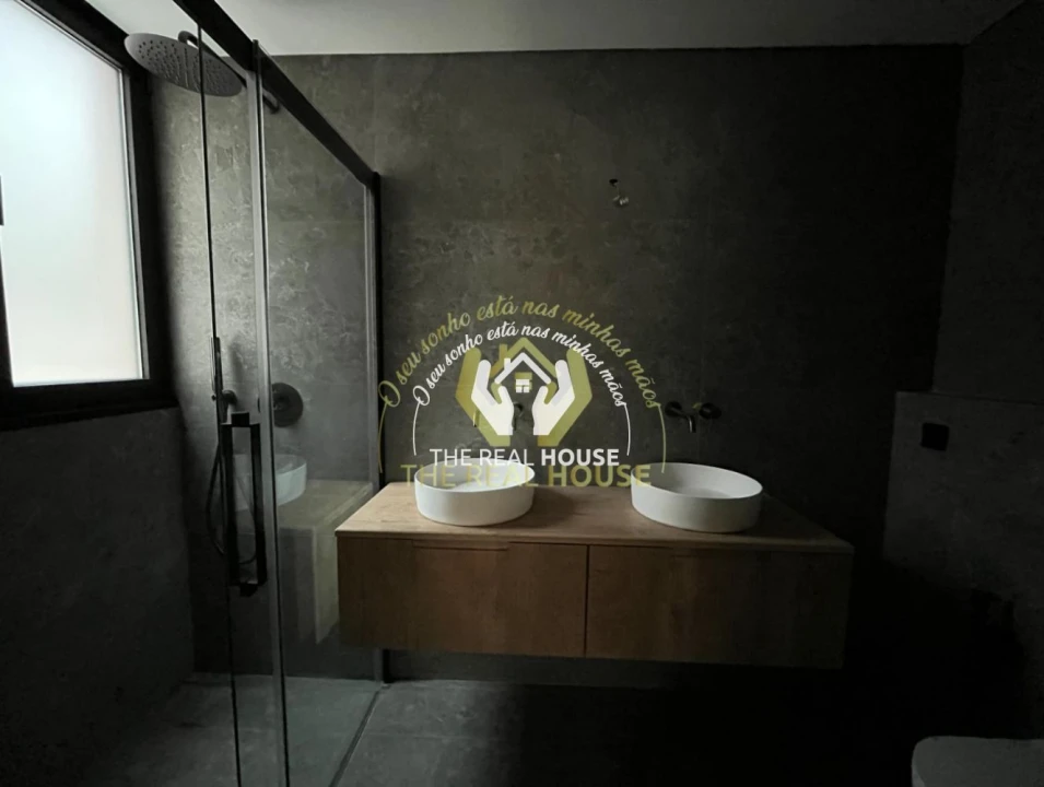 Apartamento T2 para Venda em São Martinho Foto 9