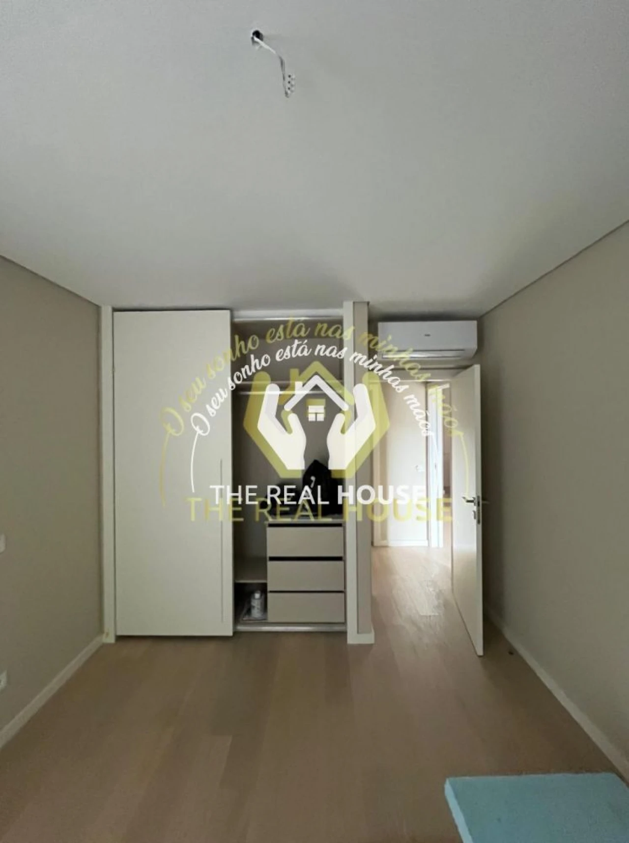 Apartamento T2 para Venda em São Martinho Foto 6