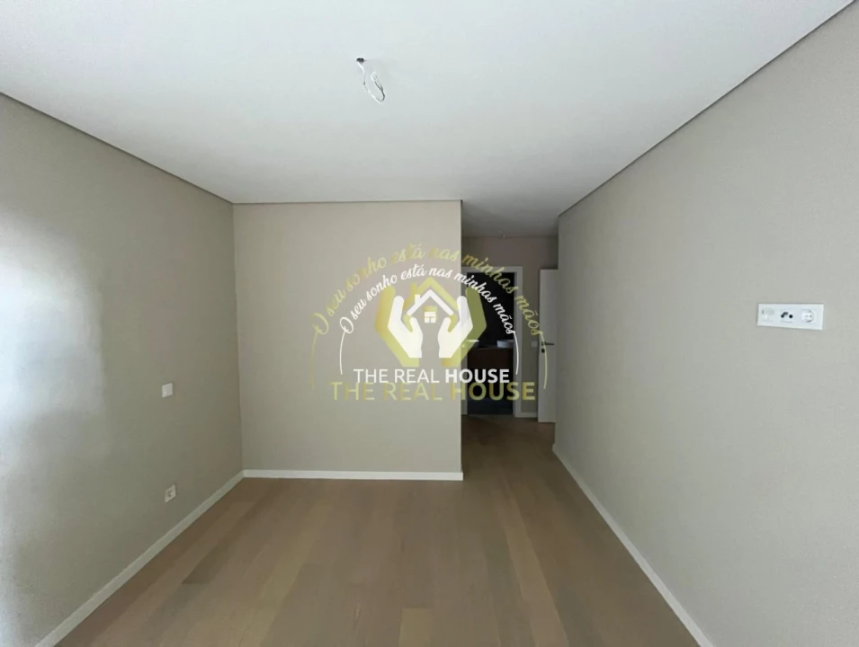Apartamento T2 para Venda em São Martinho Foto 13