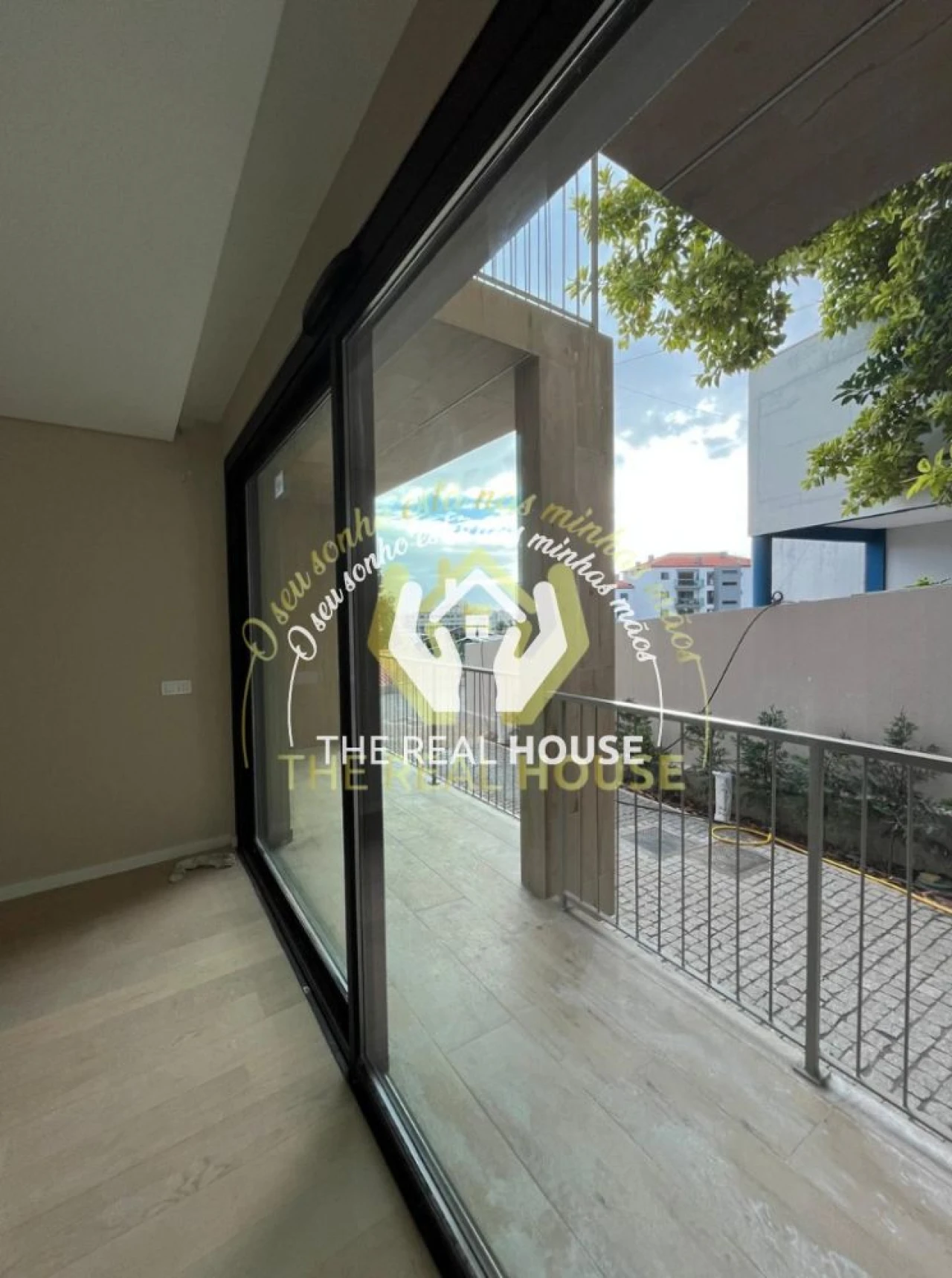 Apartamento T2 para Venda em São Martinho Foto 4